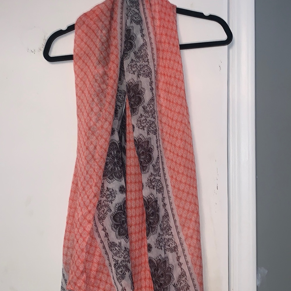 Patterned Scarf